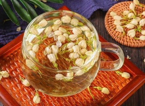 How to Make Dried Jasmine Tea