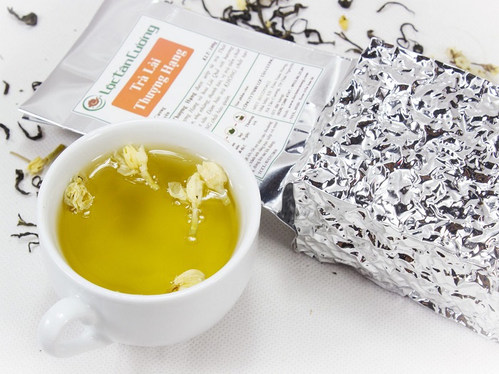 How to Infuse Jasmine Flowers with Green Tea