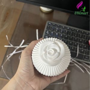 SCENTED CANDLE JAR – WHITE STRIPED ROUND WITH LID | DUBAI STYLE CUP 10x8 – HOME DECOR rose